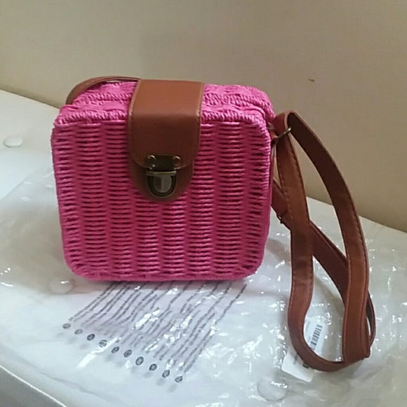 HOXIS Handbags - 2/$10-HOXIS HANDBAG, CROSSBODY